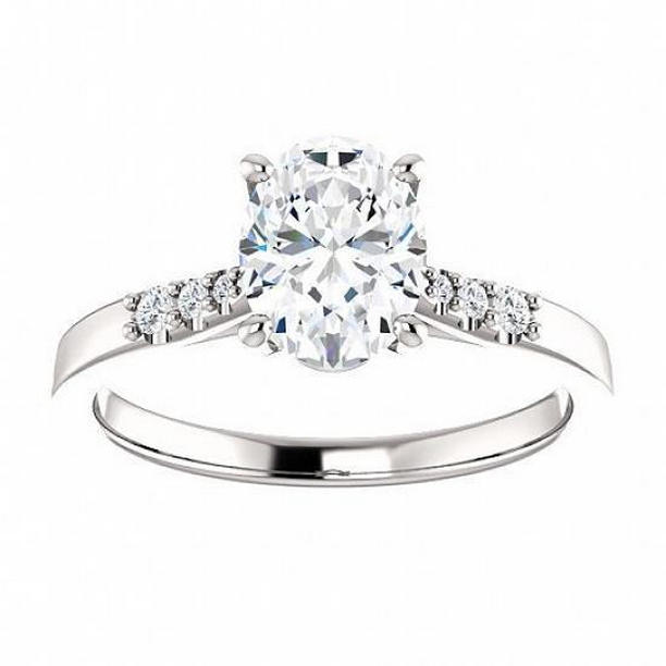20984 1.20 CT Beautiful Oval Cut with Accents Diamond Ring, White Gold - Size 6.5
