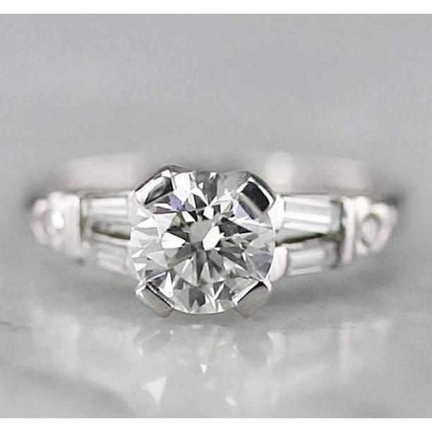 58602 Round 1.75 CT with Baguettes Diamond Ring, 14K White Gold - Size 6.5