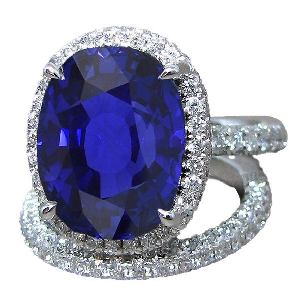 67204 7 CT Halo Oval Ceylon Sapphire Wedding Ring Set with Diamond Band, Size 6.5