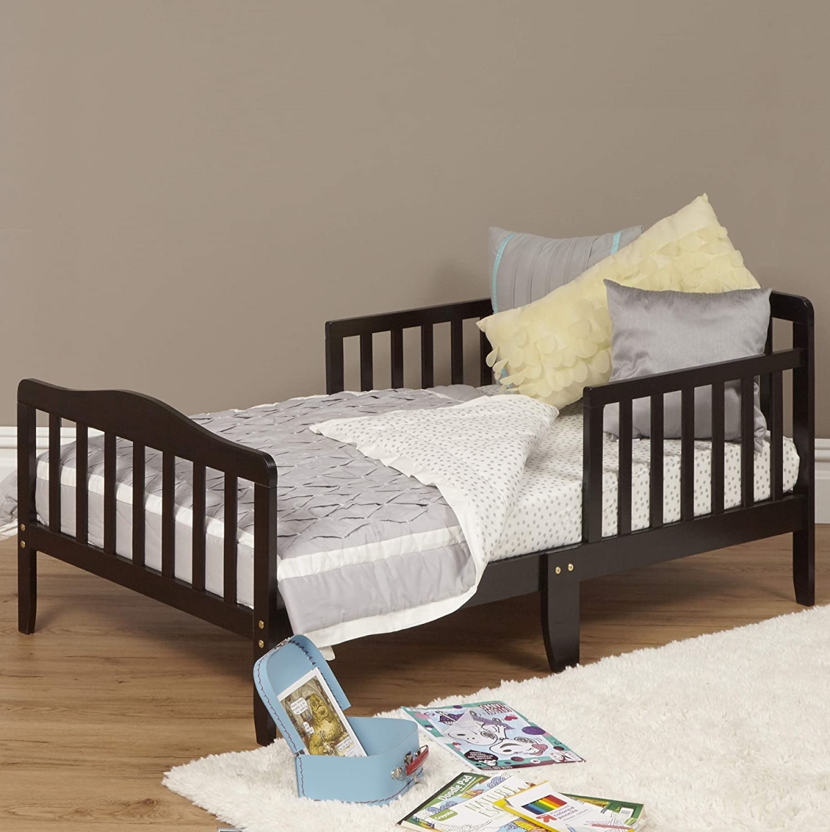 Picture of Suite Bebe 24610-ESP Blaire Toddler Bed&#44; Espresso