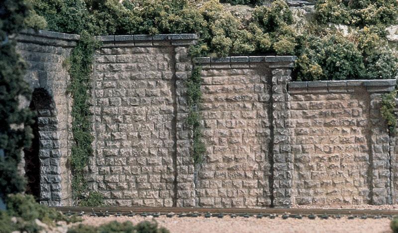 WOO1259 Ho Cut Stone Retain Wall