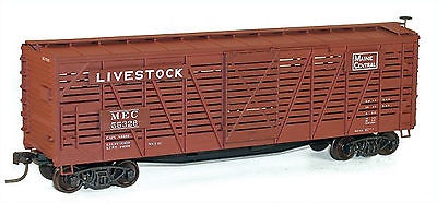 CVM1001 40 ft. HO Wood Stock Car Kit