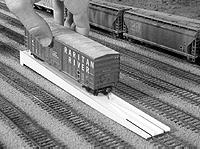 RIX3 N Scale Portable Rerailer Ramp