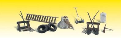 WOO2212 N Scale Garage Treasures