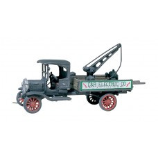 WOO217 14 Diamond T Service Truck