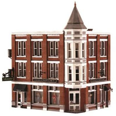 WOO4938 N Davenport Dept Store Building