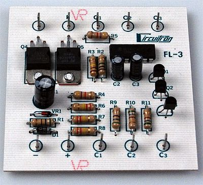 FL-3 Alternating Flasher 3-Output Railroad Lighting Kit