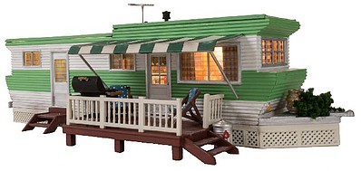 WOO5861 O Scale Grilling & Chilling Trailer - Built & Ready Landmark Structures