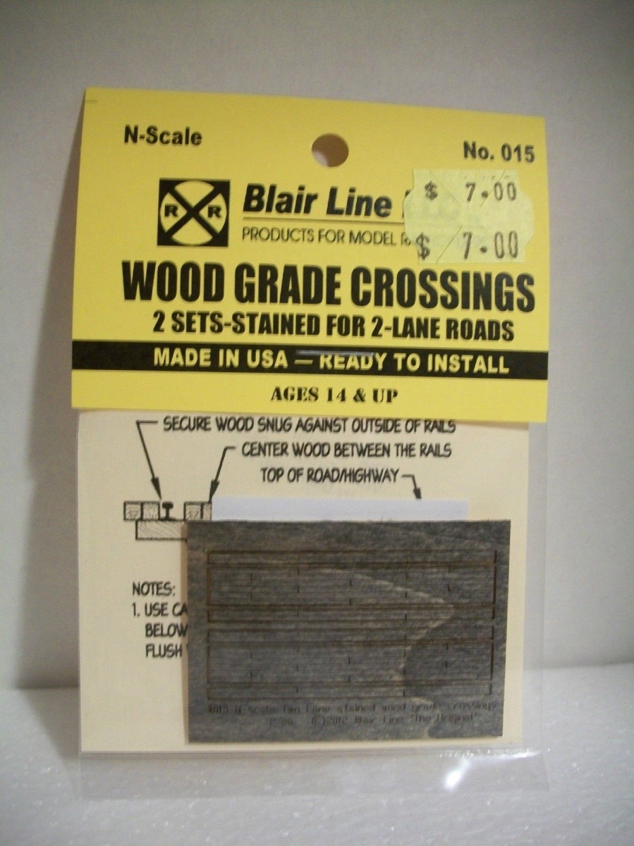 BLR015 N Wood 2 Lane Straight - 2 Piece