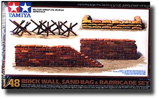 TAM32508 1-48 Brick Wall, Sandbag & Barricade Set