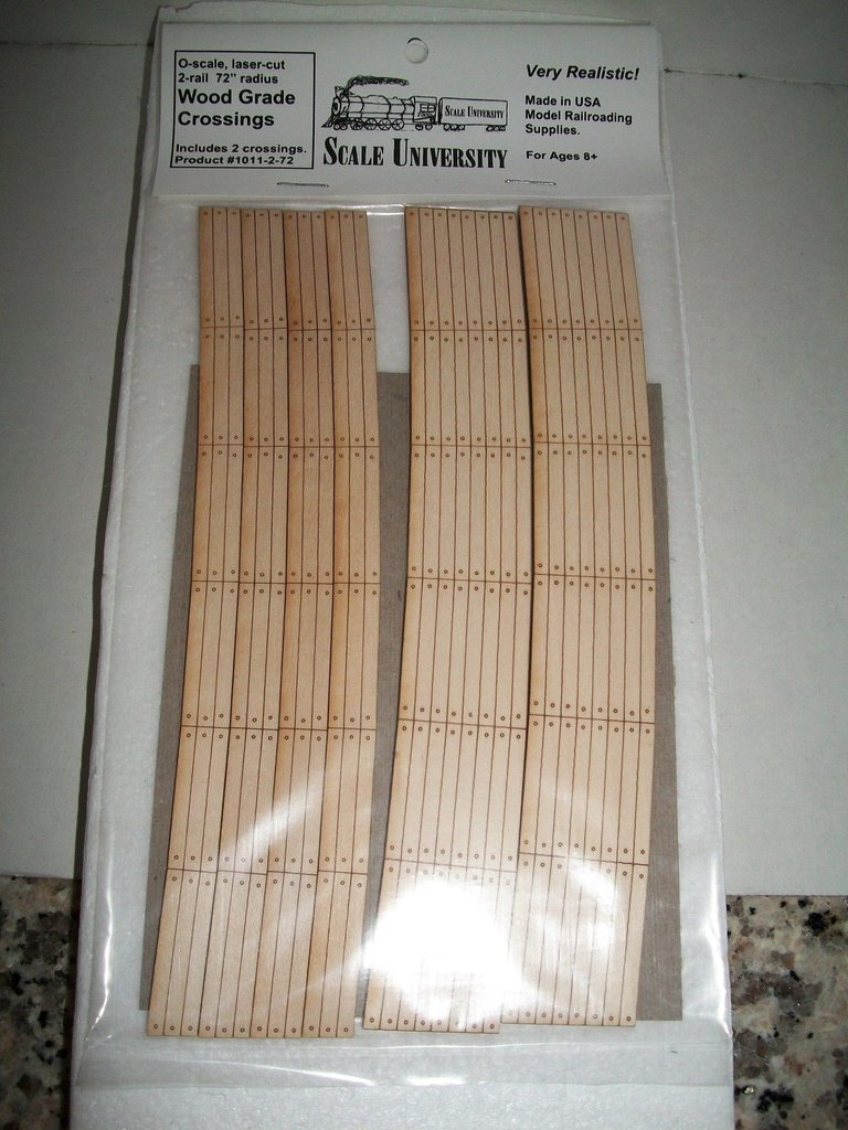 BLR225 O 54 in. 2-Rail 2-Lane Curved Laser-Cut Wood Grade Crossing