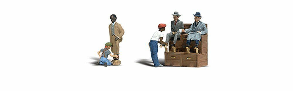 WOO1877 Ho Shoe Shiners Figure