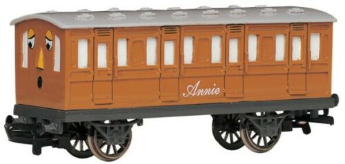 Thomas & Friends N Annie Coach Passenger