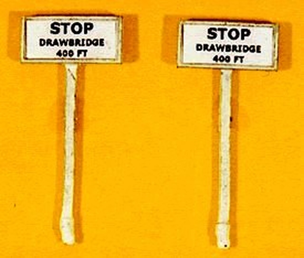 JLI847 400 ft. Stop Drawbridge Signs - Pack of 2