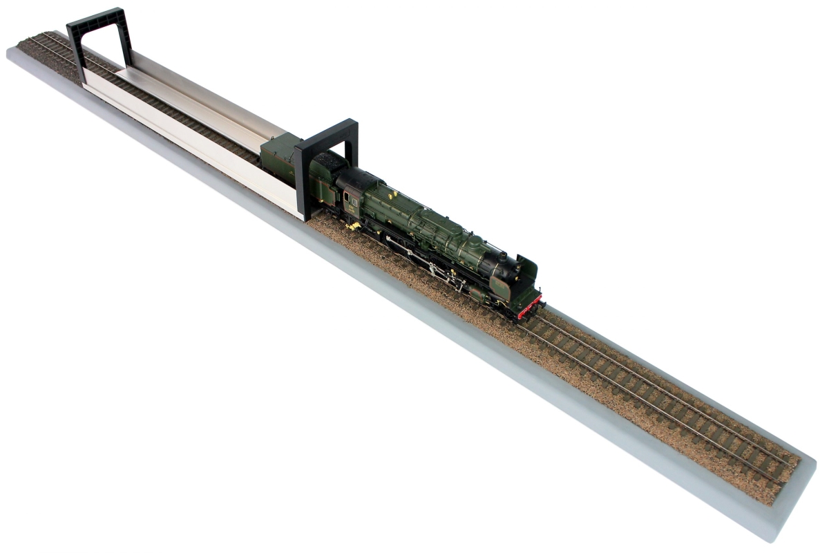 Picture of DCC Concept DCPMPD360 14 in. Motive Power Depot Drive On & Off Storage