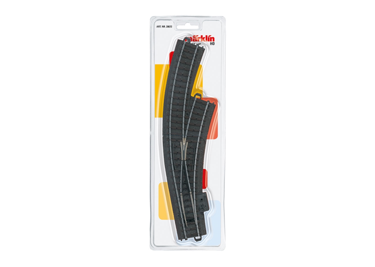 MRK20672 HO Scale Turn Right Curved C Track -  Marklin