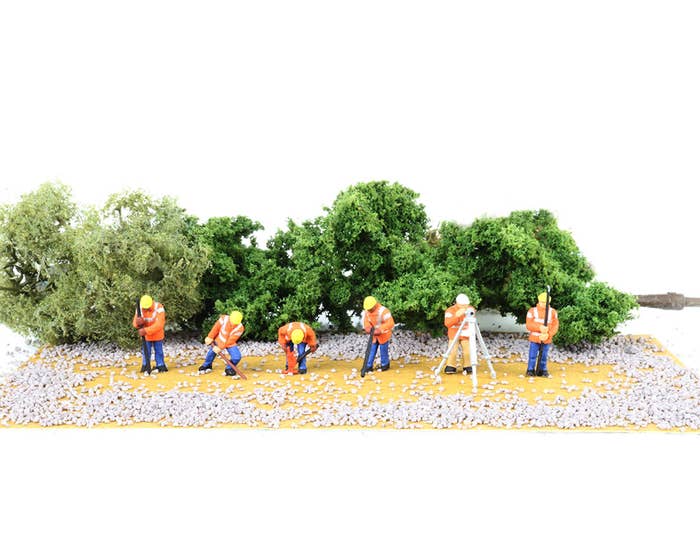 Picture of Bachmann BAC33121 HO Scale Highway Maintenance Crew, 6 Piece