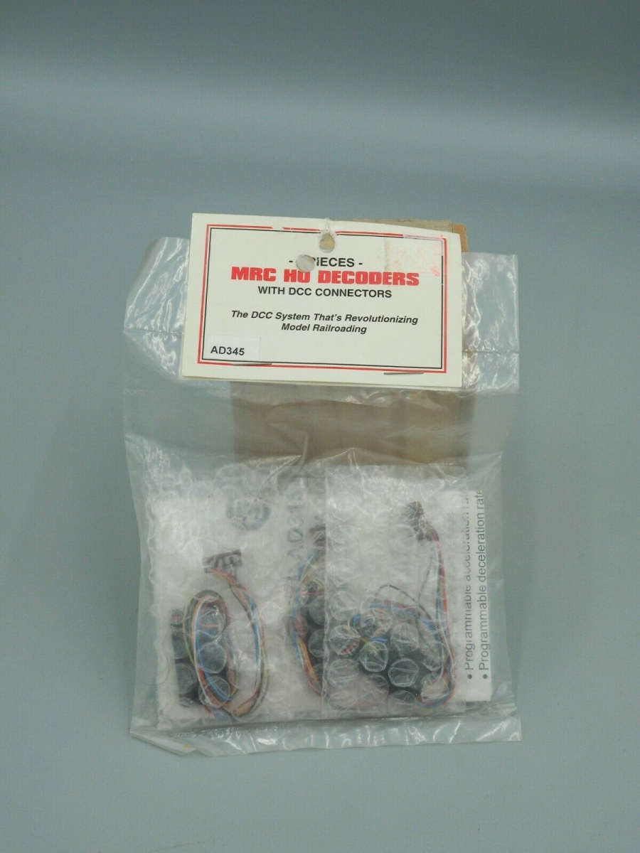 MRCAD345 HO Scale Decoder with DCC Connectos - 3 Piece