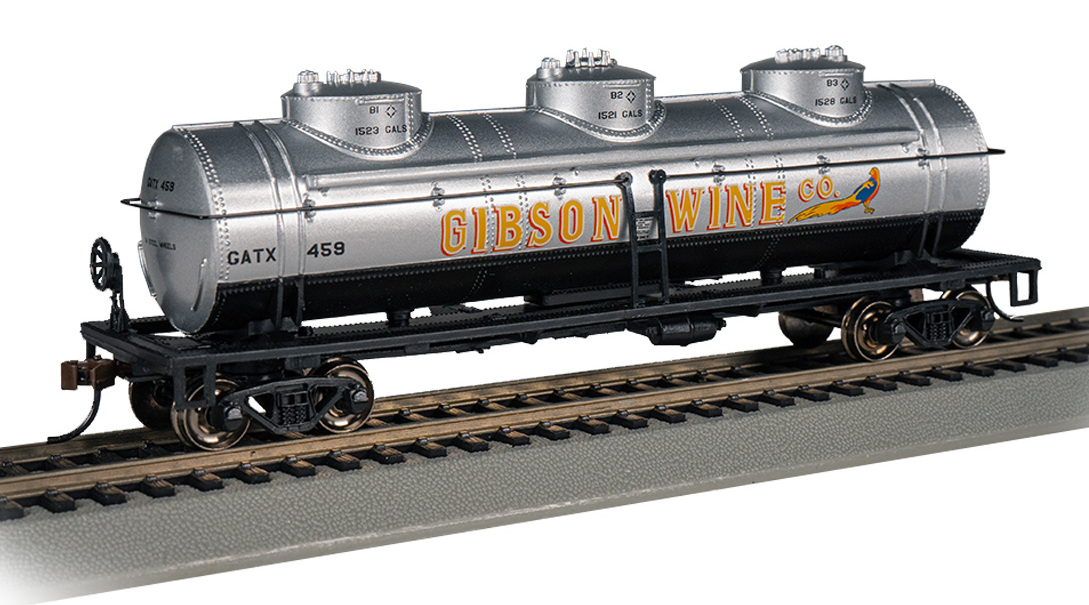 BAC17115 HO Scale Gibson Wine 40 3-Dome Tank Car