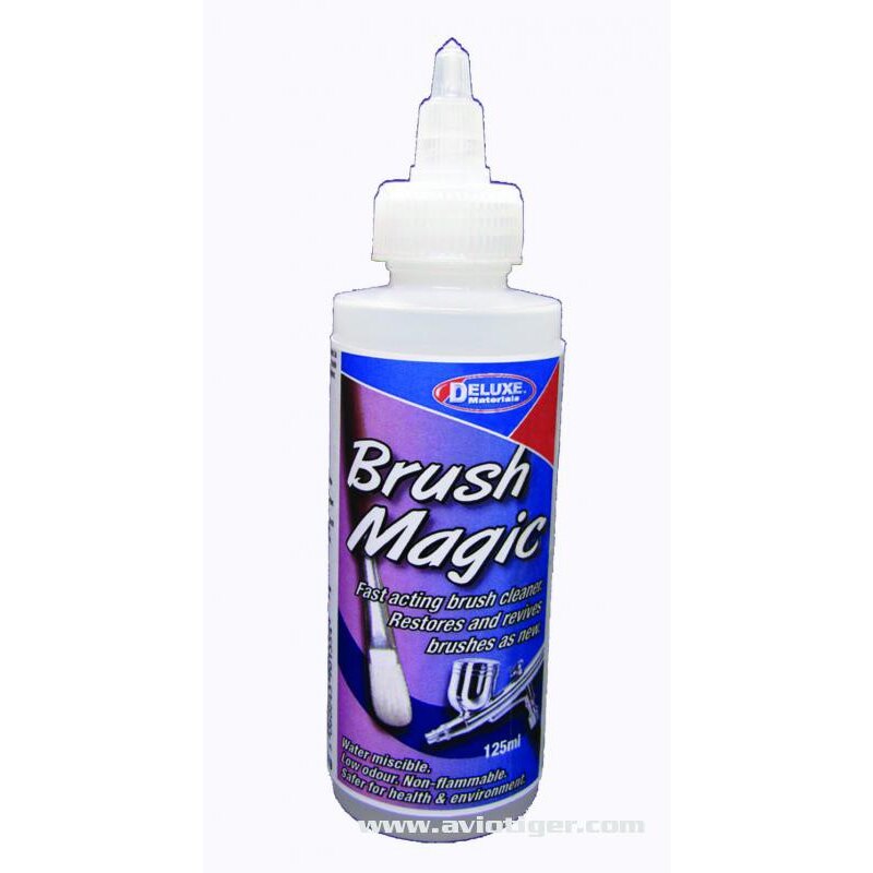 DLMAC19 Brush Magic Cleaner