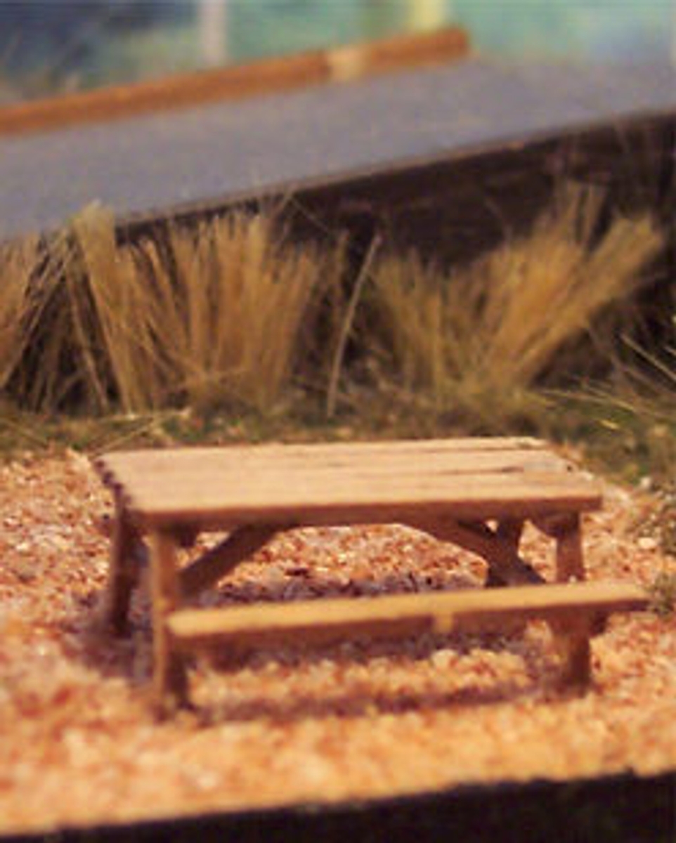 HO Scale Picnic Table - Pack of 6