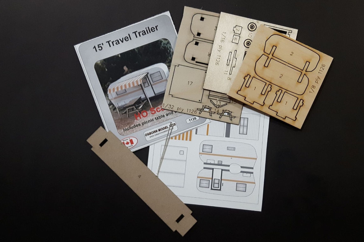 OMK1126 HO Scale Travel Trailer