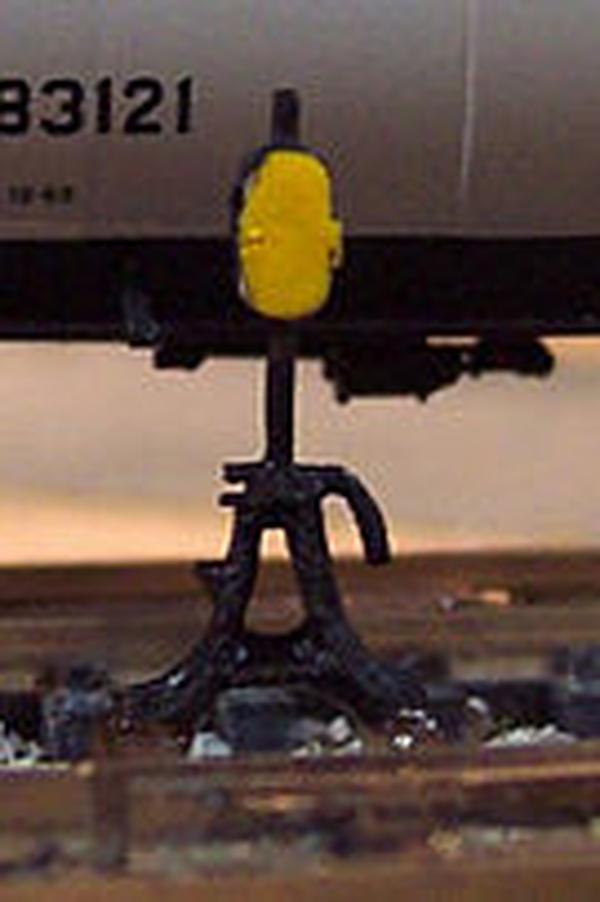 OMK3060 N Scale Canadian Pacific Switch Posts - Pack of 10