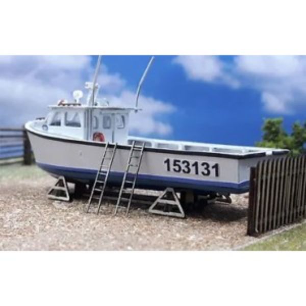 OMK3124 N Scale Lobster Boat Lower Hull Kit