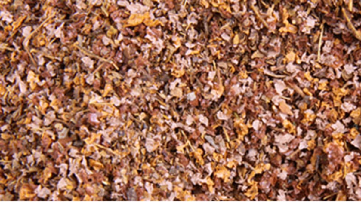 Picture of Scenic Express SEX6622 16 oz 6622 SuperLeaf Scale Model Leaf Flake Shaker&#44; Leaf Litter Brown