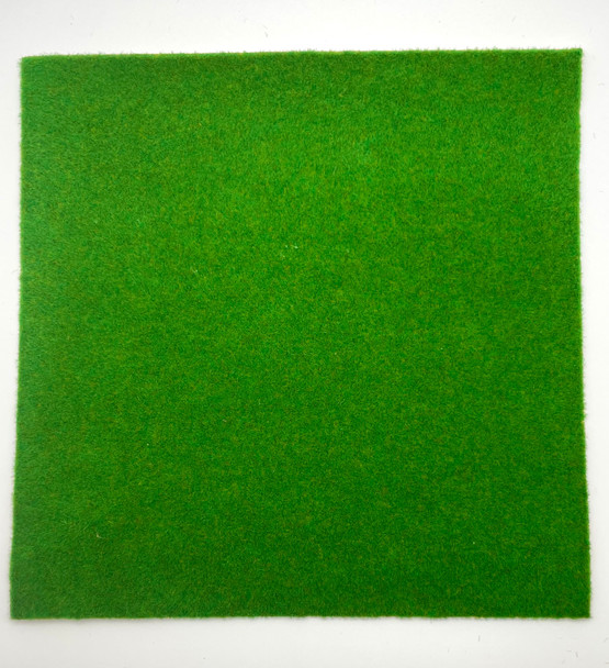 RIH024406 5.9 in. All Scale Scenery Putting 4 Grass Sheets, Green