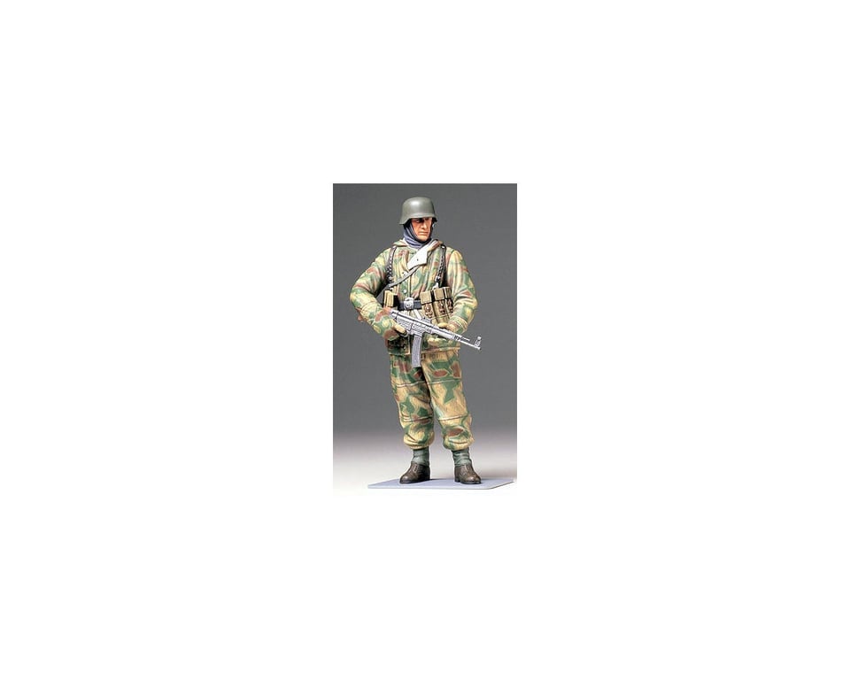 TAM36304 German WWII Infantryman Action Figure