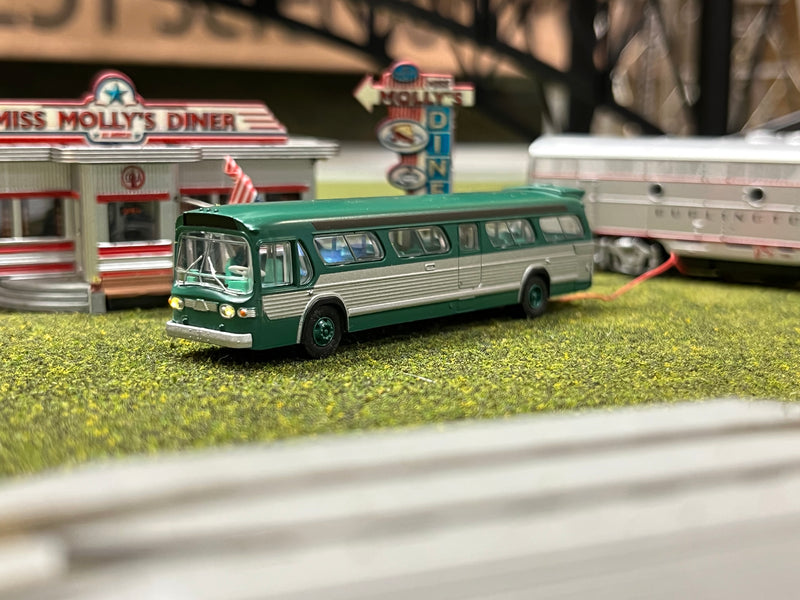 RAP573004 N Scale   York   Look Model Bus, Green