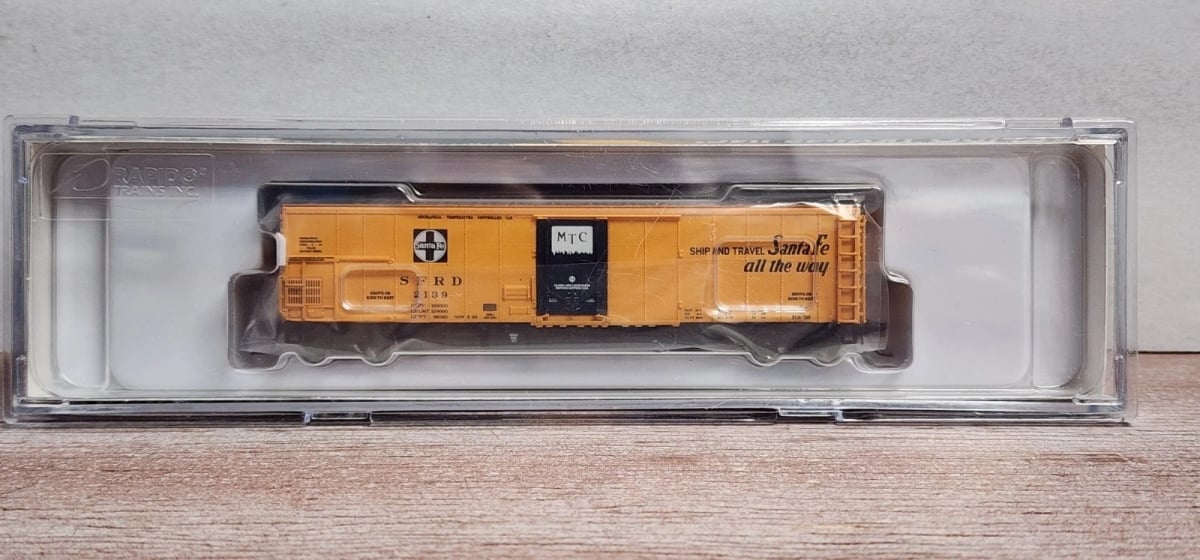 RAP561005A Santa FE RR 56 Mechanical Reefer EL Captain Single Model Car Trains Carriage