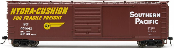 RIV6585D Southern Pacific Sliding Door Boxcar - No. 4 HO Scale - Maroon