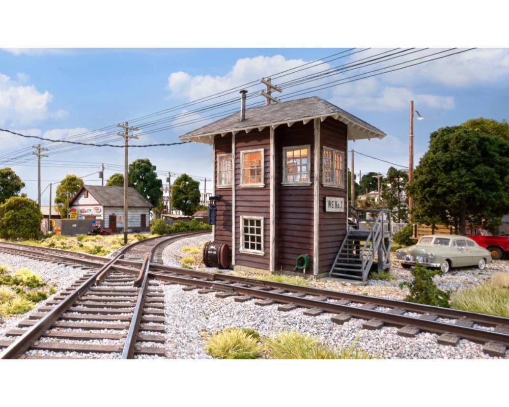 WOO5074 HO Scale Built-&-Ready Interlocking Tower