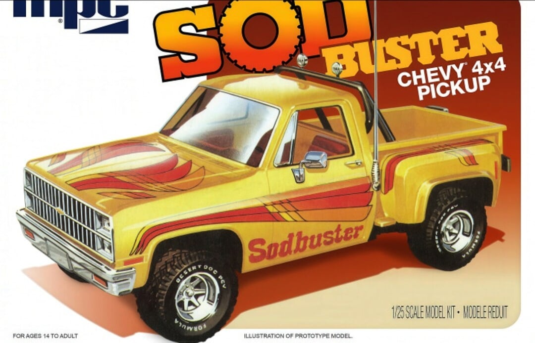 MPC972 1-25 Scale Model Truck for 1981 Sod Buster