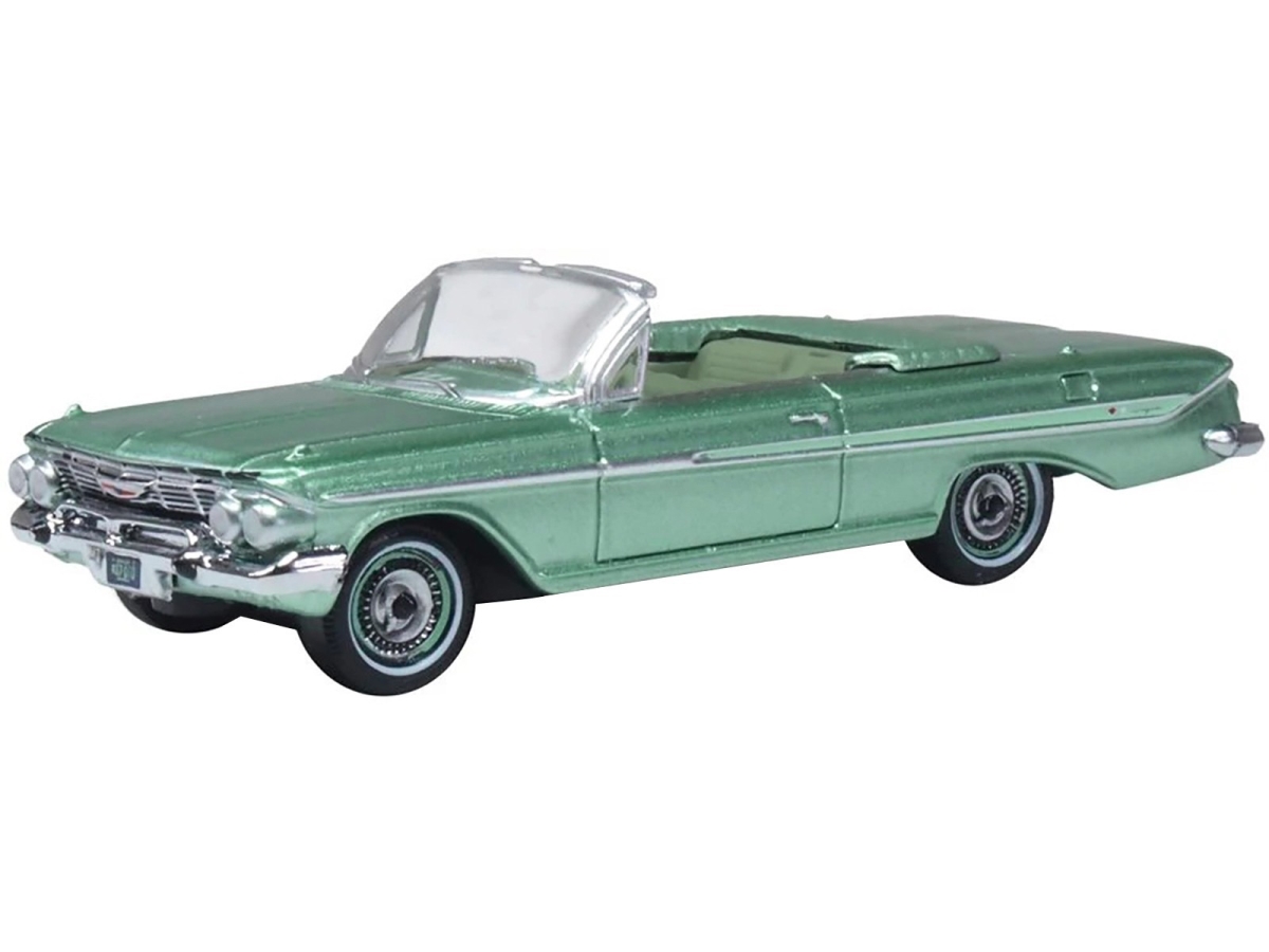 OXD87CI61007 1-87 HO Scale 1961 Chevrolet Impala Convertible Arbor Green Diecast Model Car