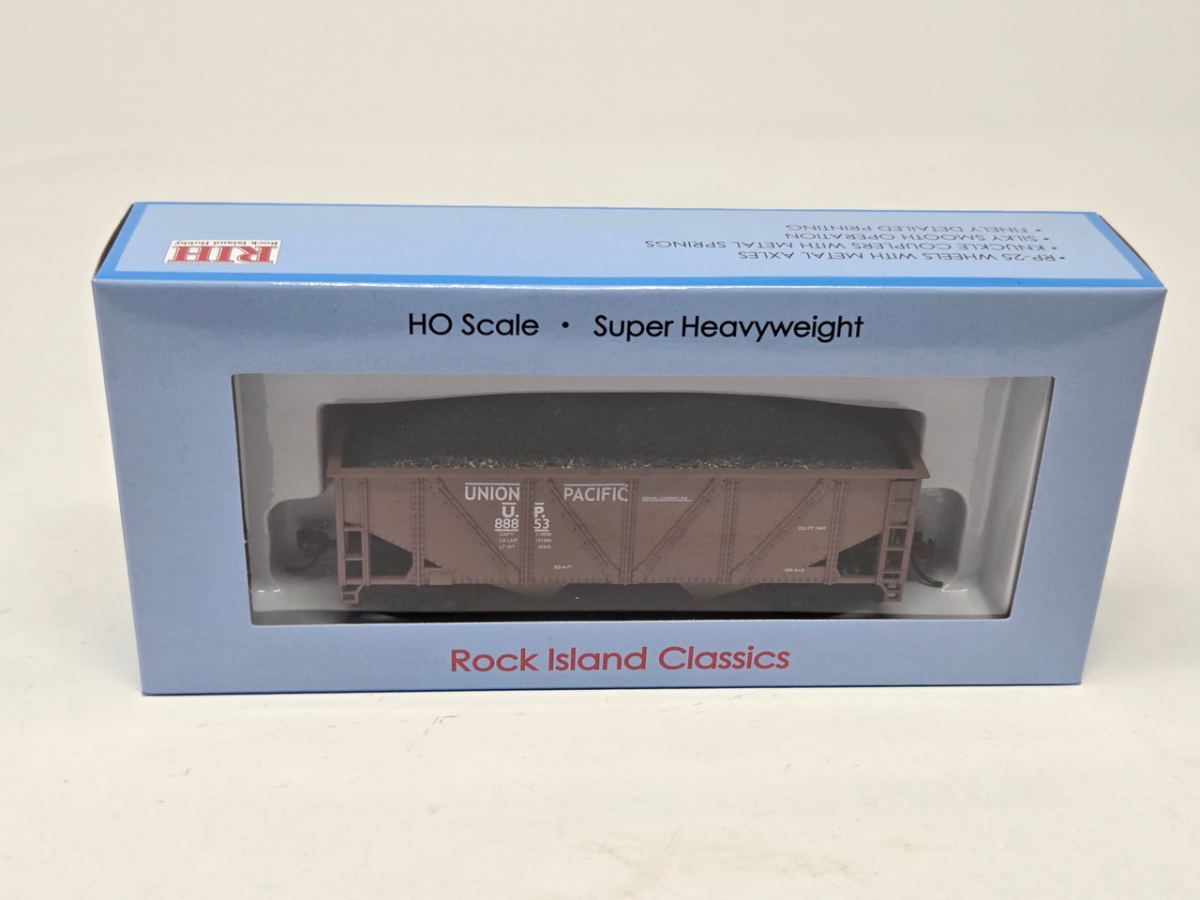 RIH032209 36 ft. Ho Scale Union Pacific Hopper with Gravel Load Model