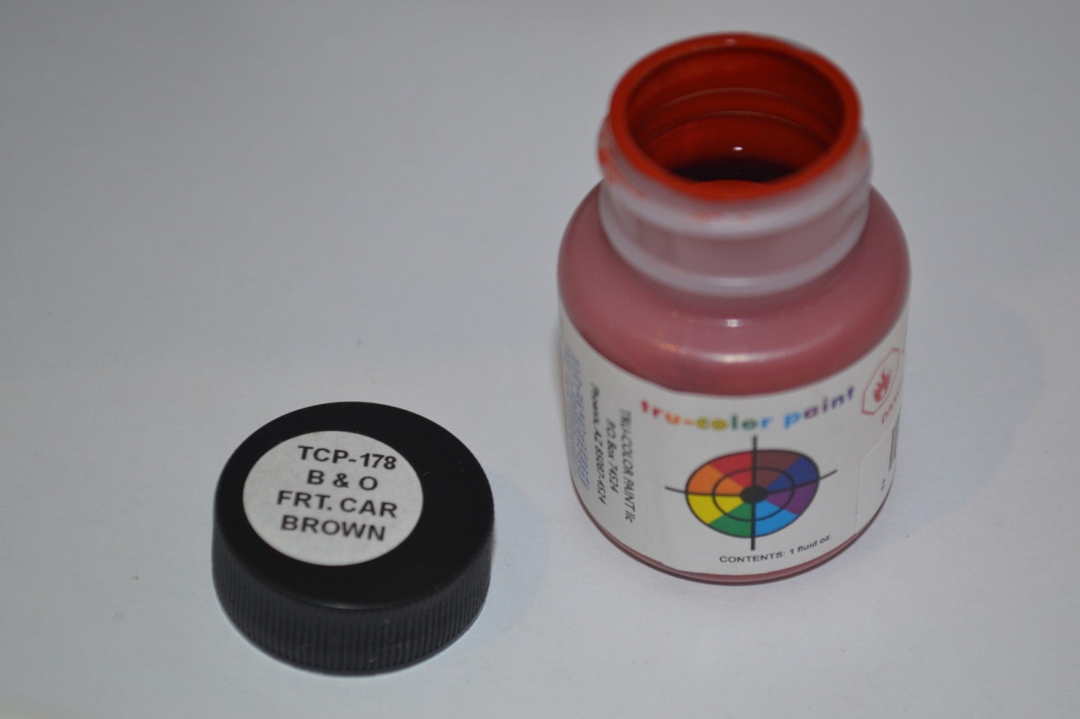 1 oz B  O Freight Car Brown 1 oz