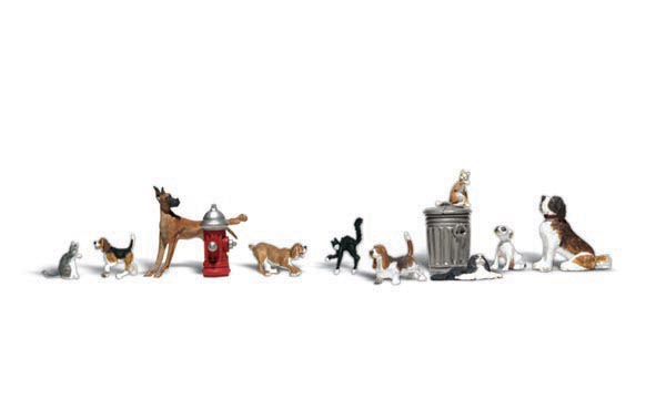 WOO2140 Dogs & Cats - N Scale, 12 Piece