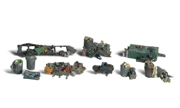 WOO1852 HO Assorted Junk