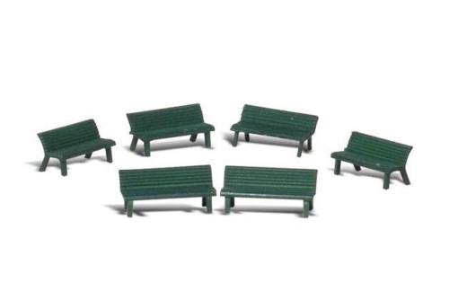 WOO2758  O Park Benches