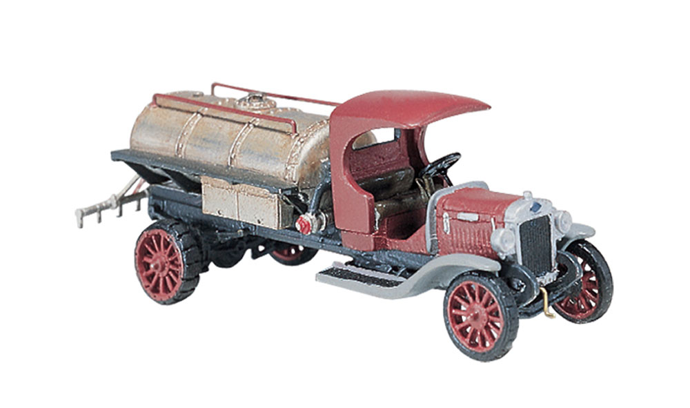 Tank Truck Diamond T HO Scale Kit