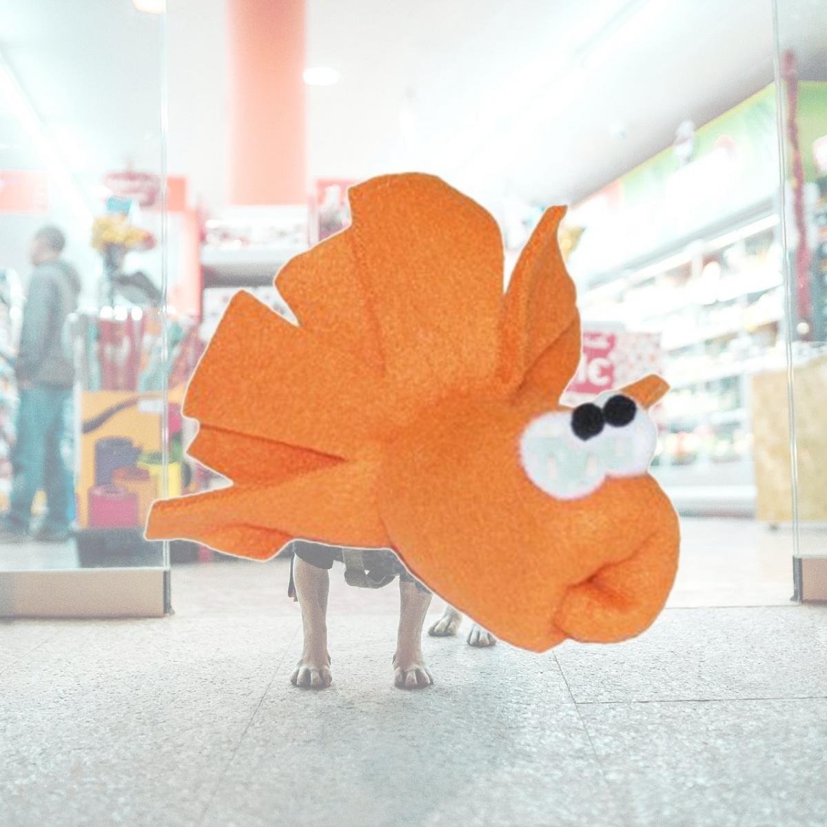 Picture of Imperial Cat 00135 Goldie Goldfish Catnip Toy