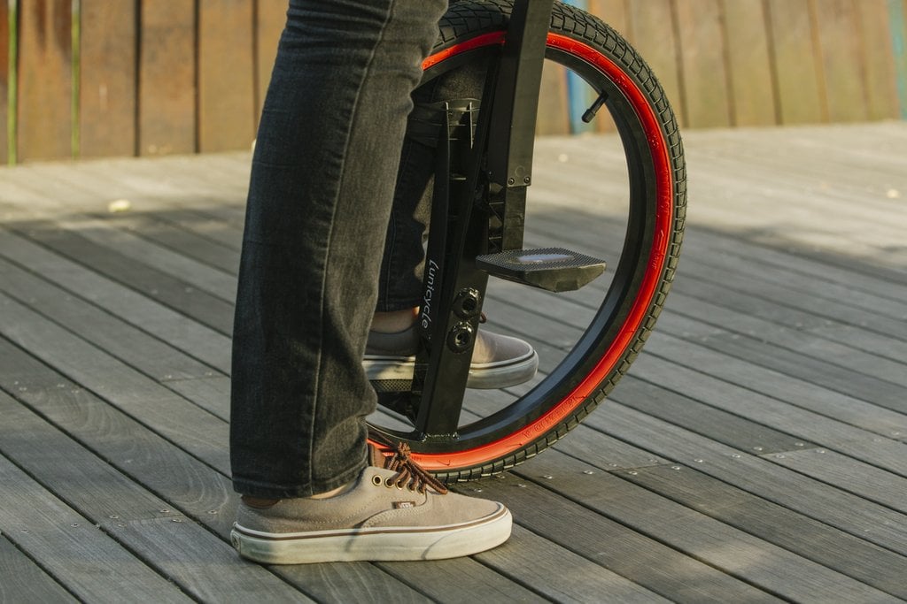 Seatless Unicycle Lunicycle