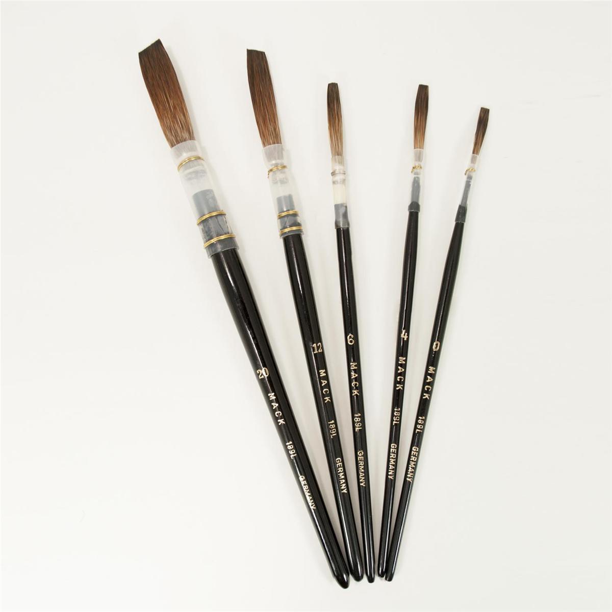 MAB189L-9 Gray Pencil Quill - Size 9 - Black Handle