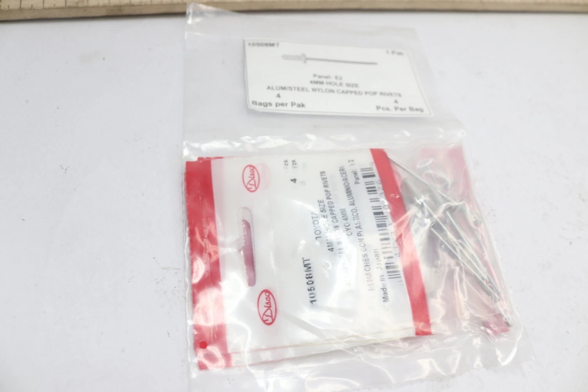 DCO10508MT 4 mm Hole Size 1.2 mm - 4 mm Grip Range Fastener