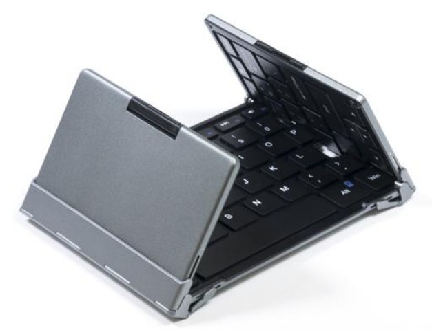 Picture of Plugable Technologies BT-KEY3XL Bluetooth Folding Keyboard Full Size with Protective Case