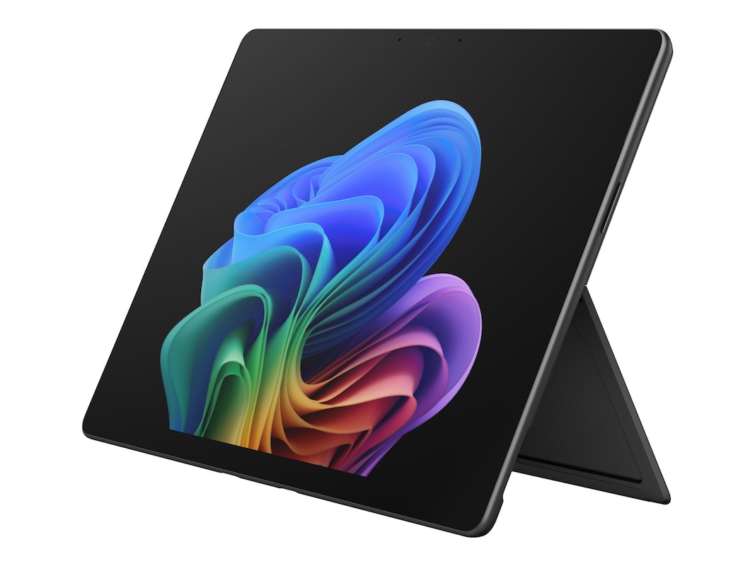 EP2-48878 Intel Core Ultra 7 16GB RAM 256GB SSD Windows 11 Pro 13 in. Surface Pro Tablet, Black