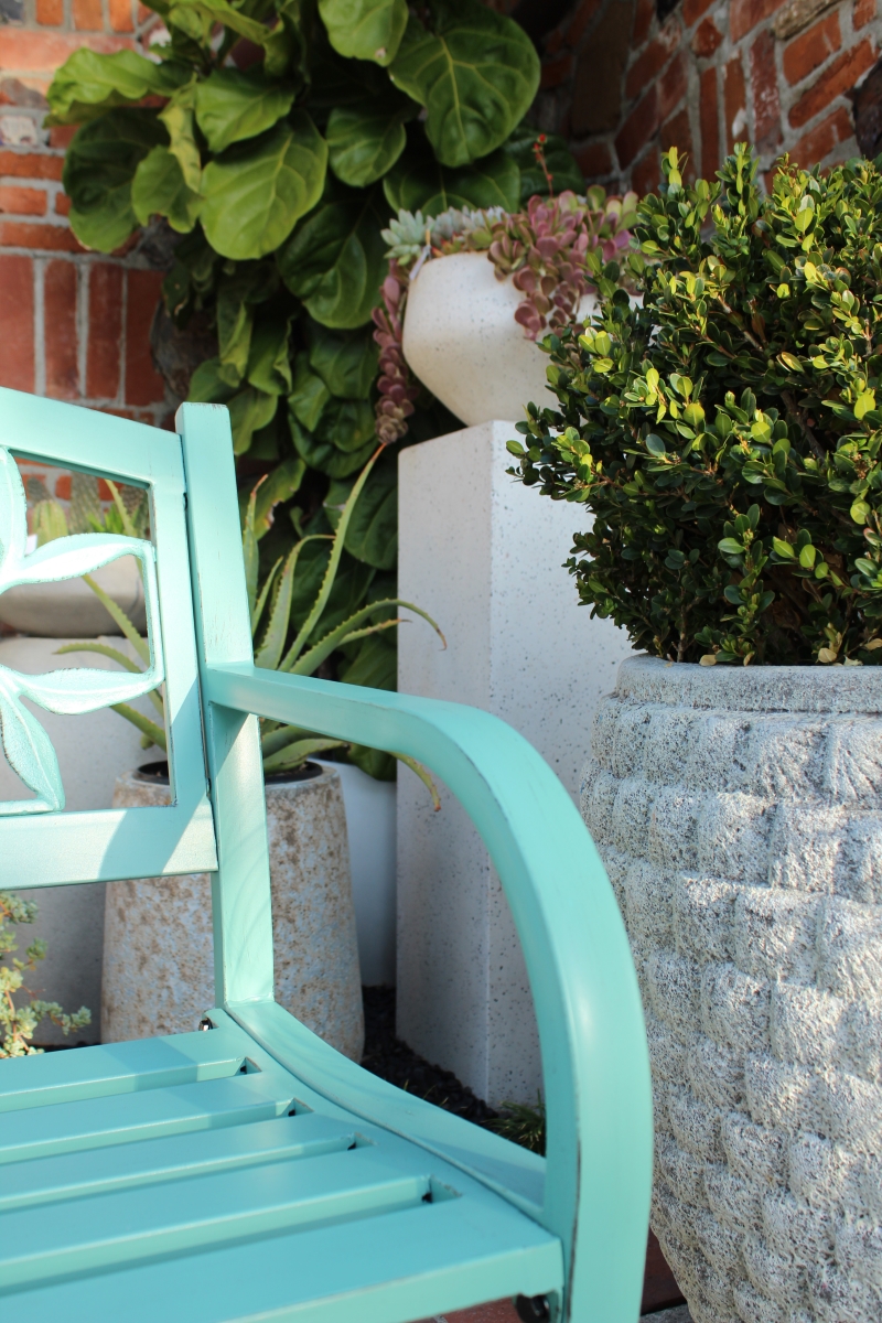 Tuscan Spring Leaves Steel Bench, Patina